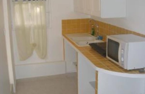 La Garde Apartamento | estudio en casa de carácter piscina privada