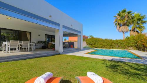Cabo Roche Casa | Villa Mónaco Conil de la Frontera by Ruralidays