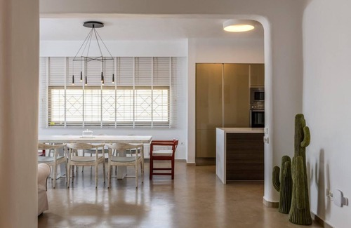 Fanari Villa | Villa M - Brand New Modern Luxury Villa w/ Sunset View in Mykonos Island, Greece