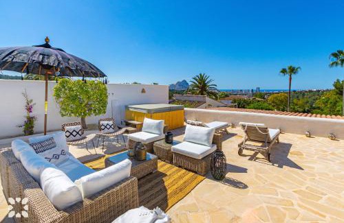 Empedrola Villa | Villa Malawi by Abahana Villas