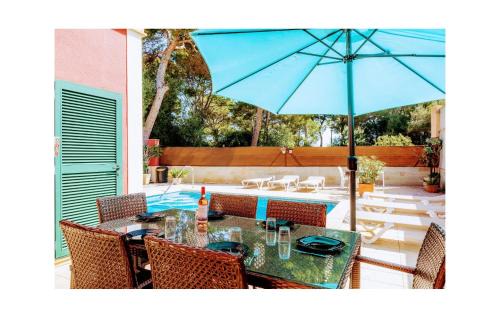 Tolleric Casa | Villa Malens