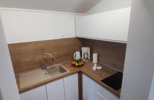Zaton Casa | Villa Mali Raj