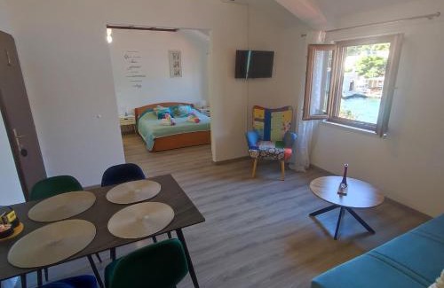 Zaton Casa | Villa Mali Raj