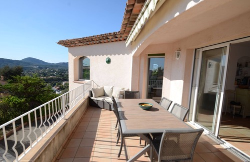 Les Termes Villa | Villa: Mandelieu LaNapoule, Aire Acondicionado, Piscina Privada, Mar, Vistas Esterel,