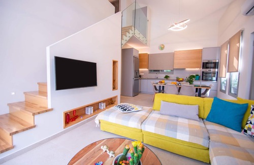 Laganas Villa | Villa Mandi & Jani