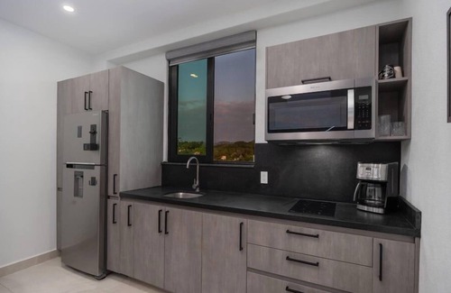 San Francisco Condominio | Villa Mango 2 bed with jungle view