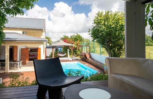 Dampierre Villa | Villa Manguier