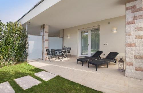 Cisano Apartamento | Villa Manzoni Apt 2