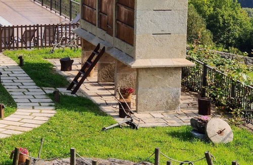 Campo Lameiro Villa | Villa María (320), vistas al valle con piscina