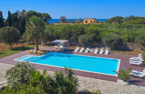 Lido Marausa Villa | Villa en Marausa con 5 habitaciones, capacidad 14