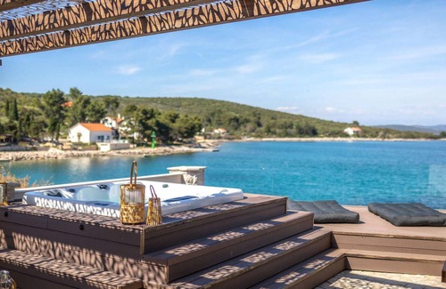 Zman Casa | Villa Mare Vista is located on the magical island of Dugi otok, one of the favourite locations on th