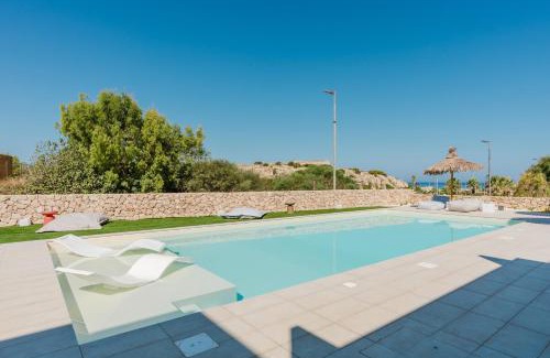 Custonaci Villa | Villa Marenaria - Hot Pool and Spa