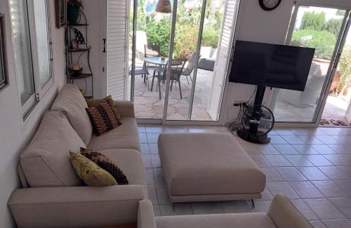 Chlorakas Villa | Villa Margo by the Sea