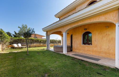 Quartu Sant'Elena Villa | Villa Margot-Garden & Whirpool -5 Min to the beach