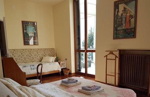 Lierna Cama Y Desayuno | Villa Maria B&B