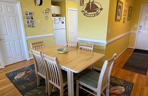 Ocracoke Condominio | Villa Maria: Condominio en el corazón de Ocracoke Village, cerca del faro