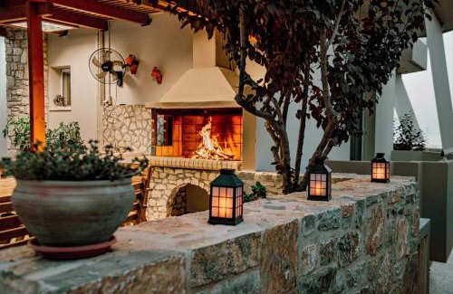 Gouves Villa | Villa Maria with heated pool, next to the beach