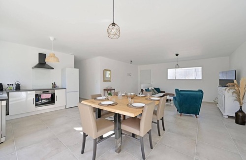 Mormoiron Villa | Villa MARIA with swimming pool - Air conditioning - Wi-Fi - Parking