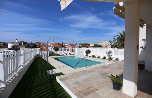 Cala en Forcat Chalet De Esquí | Villa Marina Calan Blanes