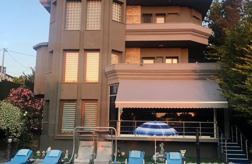 Beylikduzu Cabaña | VILLA MARINA SWEET
