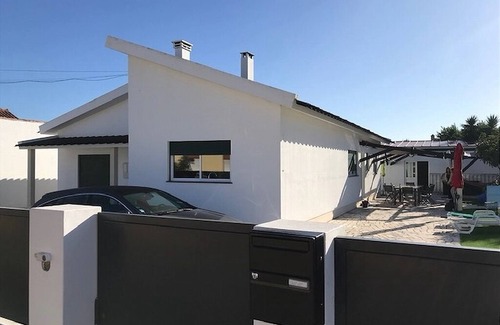 Marinha Grande Casa | Villa Marinha Grande near Nazare, beaches, tourist sites
