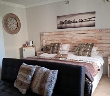 Kraaifontein Casa | Villa Mariss Guesthouse