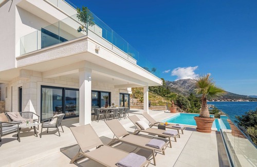 Viganj Casa | Villa Marra Exclusive Luxury Excellent Location State of the Art Villa