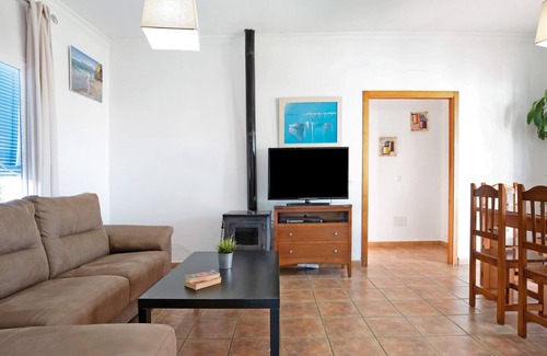 Conil de la Frontera Villa | Villa 'Martin' with Private Pool, Wi-Fi and Air Conditioning