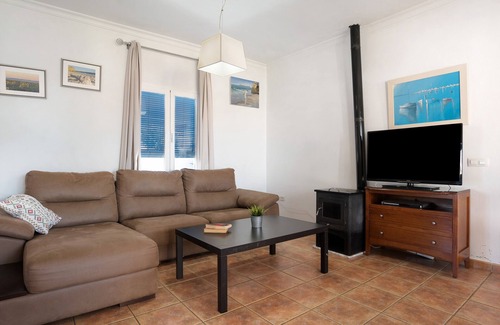 Conil de la Frontera Villa | Villa 'Martin' with Private Pool, Wi-Fi and Air Conditioning