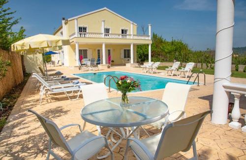 Parelia Apartamento | Villa Martini