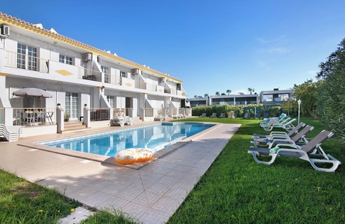 Vale de Carro Villa | Villa 'Martinique' con piscina compartida, Wi-Fi y aire acondicionado