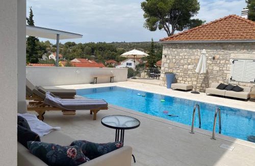 Milna Villa | Villa Marumare