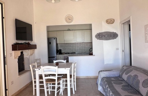 Alezio Casa | Villa Mary con gran jardín y acceso a la piscina
