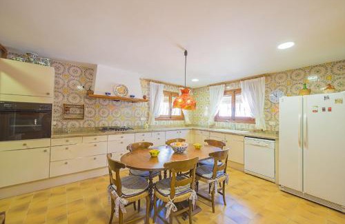Canor Villa | Villa Mas Blanc - PlusHolidays
