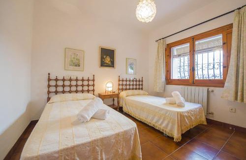 Canor Villa | Villa Mas Blanc - PlusHolidays