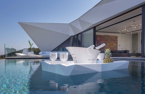 Zrnovo Villa | Villa Masterpiece: villa de lujo de alta gama con 5 dormitorios en la isla de Korčula