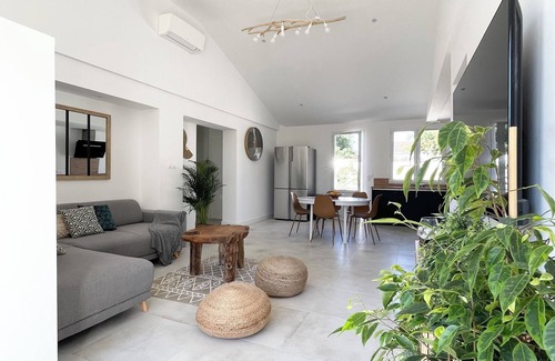 Aytre Casa | Villa Mathéo Junior - Fun and Calm