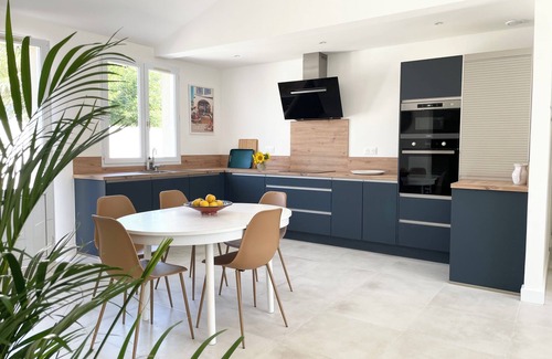 Aytre Casa | Villa Mathéo Junior - Fun and Calm