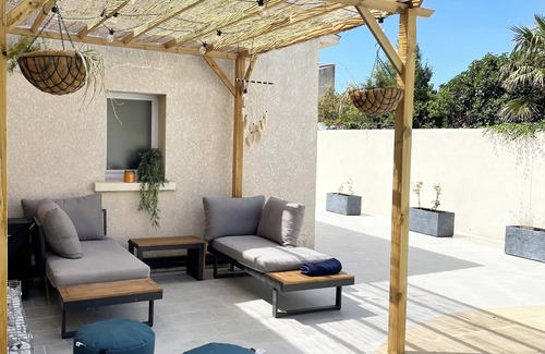Aytre Casa | Villa Mathéo Junior - Fun and Calm
