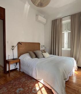 Aveiro Casa | Villa Mau Maria incl Parking by Home Sweet Home Aveiro