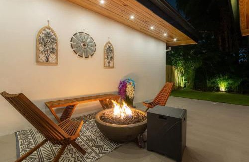 North Miami Beach Casa | Villa Mayami Modern Living Pool Gym Bsk Crt