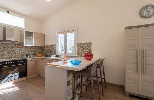 Mazara del Vallo Villa | Villa Mazara cerca del mar con jardín y aire acondicionado