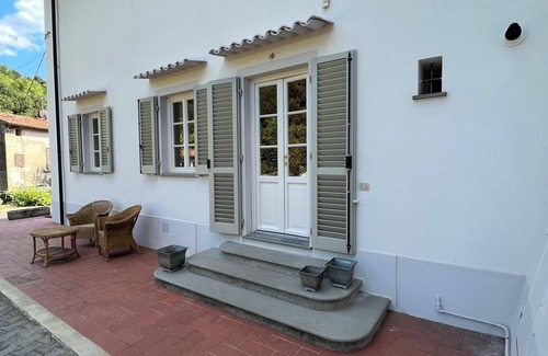 Prato Casa | Villa Mazzi's Jasmine House