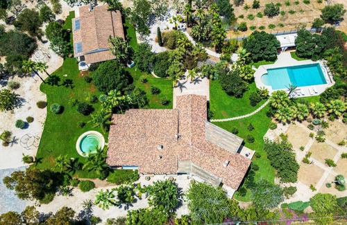Santa Margherita di Pula Villa | Villa Medusa, luxury and relaxation in the most beautiful area of Sardinia
