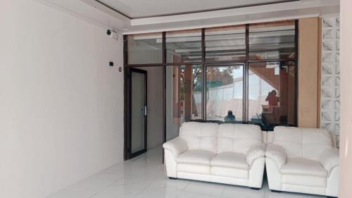 Cisarua Villa | Villa Meilody 5 - JeJe space