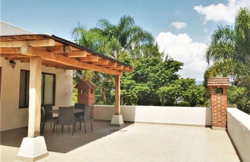 Jocotepec Casa | Villa Meli 2 by Kivoya