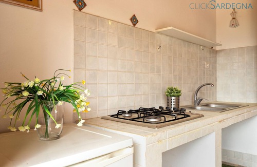 Porto Torres Casa | Villa Melograno con anexo, piscina exclusiva rodeada de vegetación