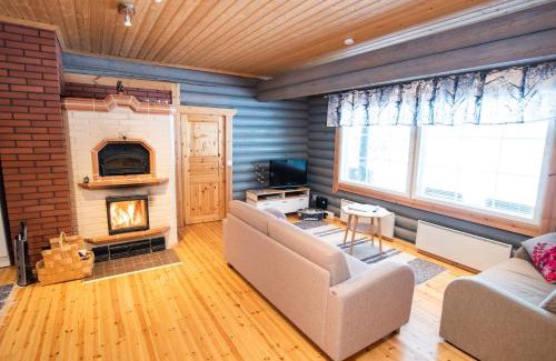Paajarvi Casa | Villa Mertala