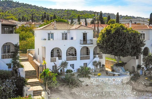 Spetses Villa | Villa Mia