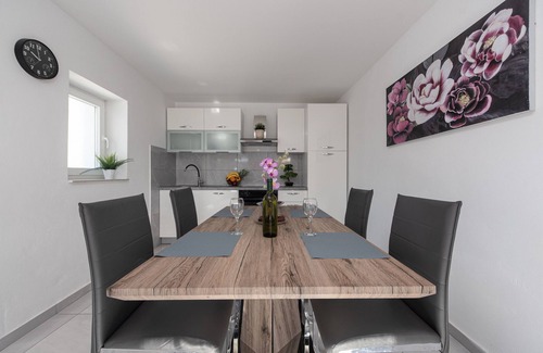 Sveti Filip i Jakov Villa | Villa Mia